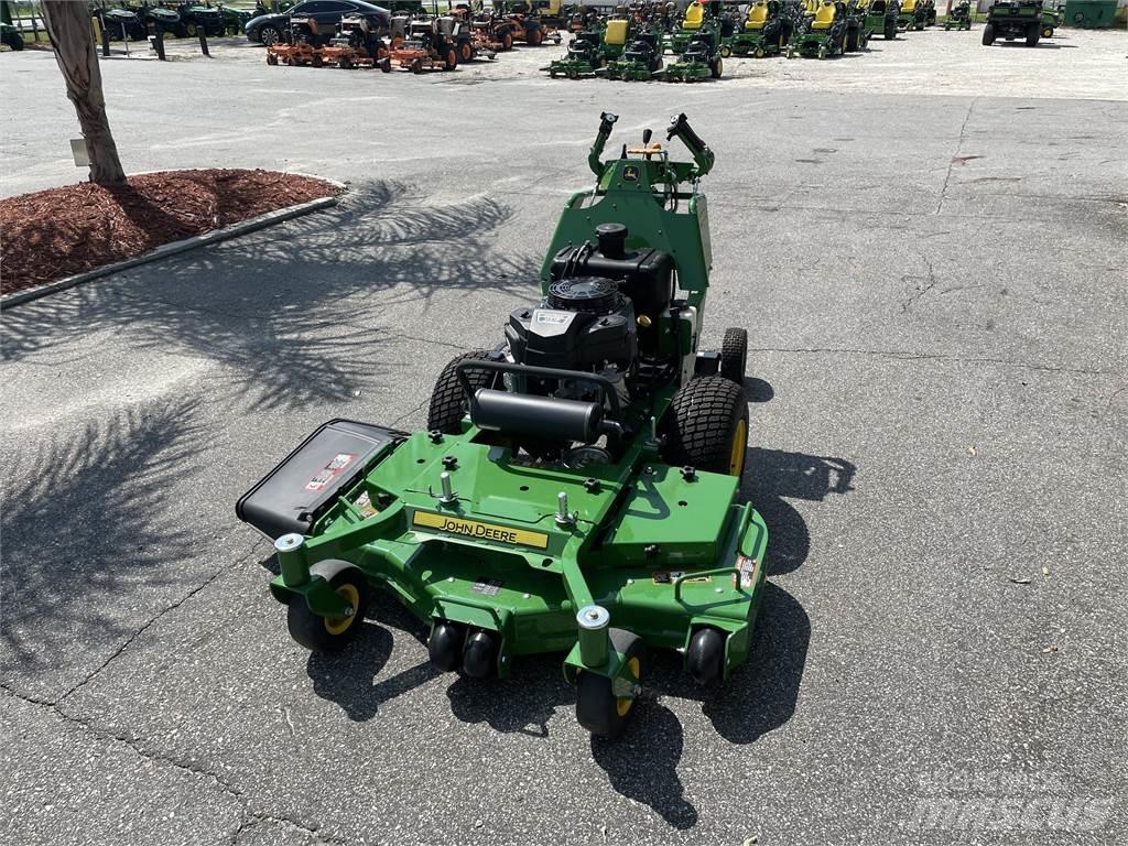 John Deere W48M Tondeuses à conducteur marchant
