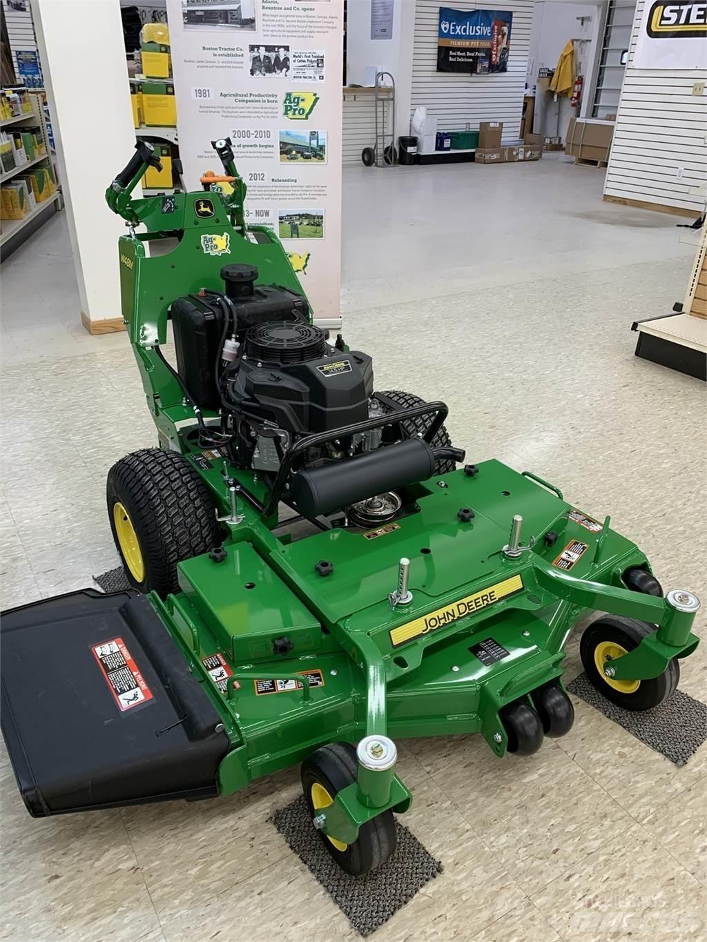 John Deere W48M Tondeuses à conducteur marchant