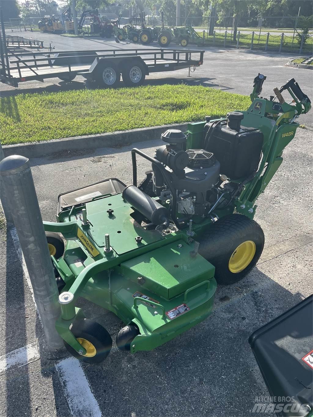 John Deere W48R Tondeuses à conducteur marchant