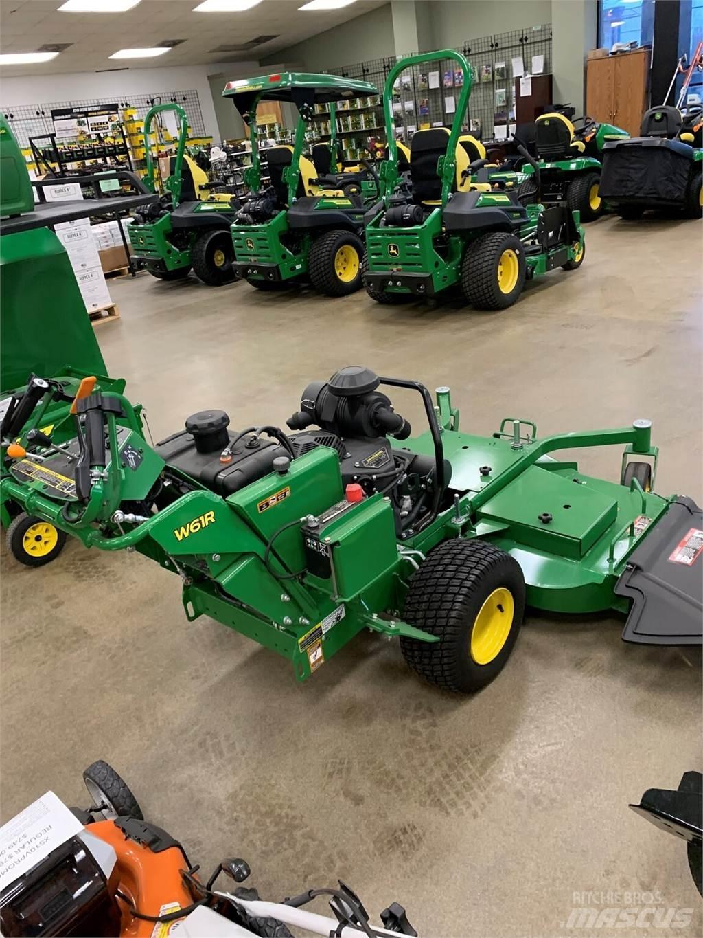 John Deere W61R Faucheuse
