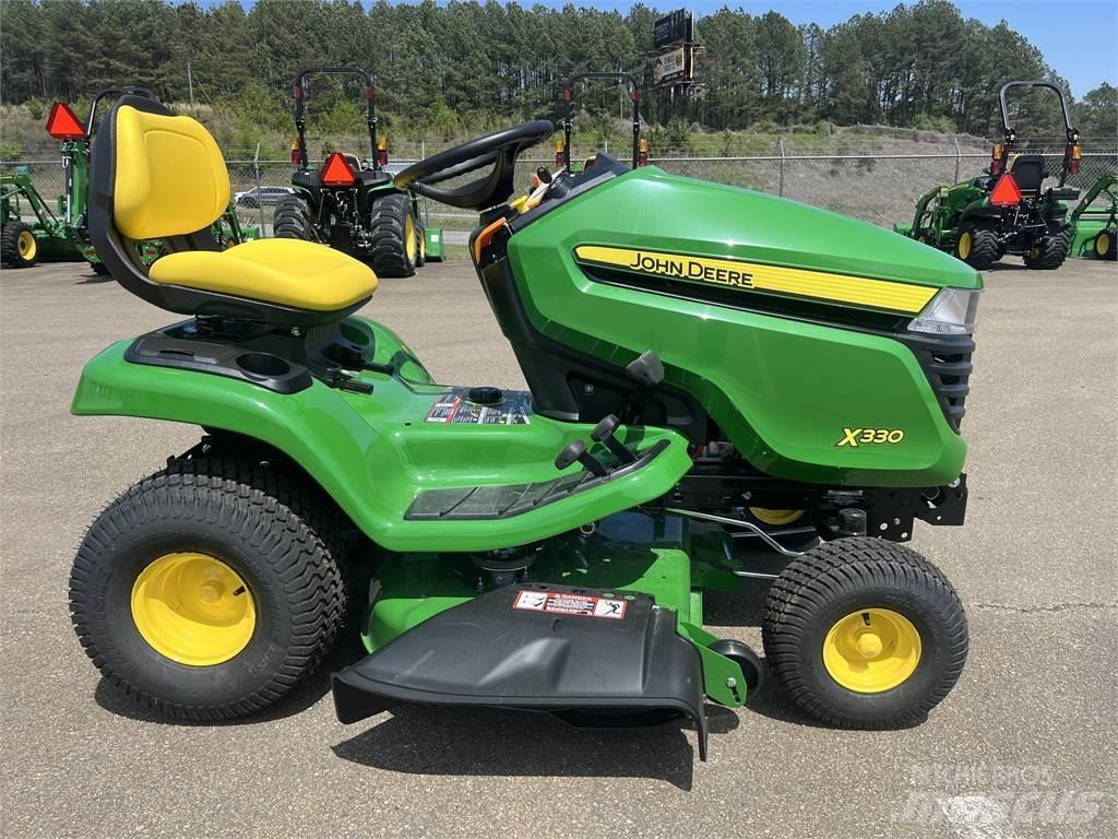 John Deere X330 Micro tracteur