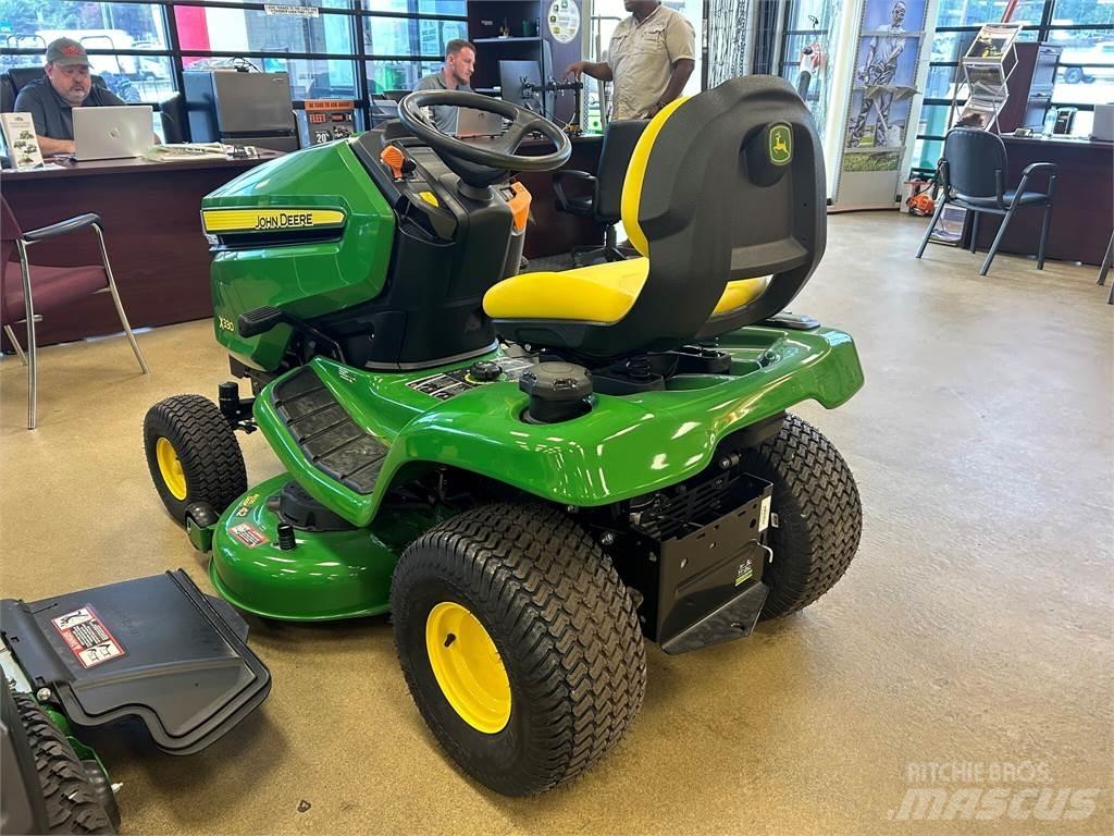 John Deere X330 Micro tracteur