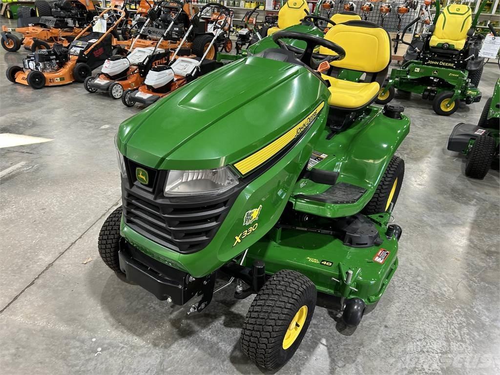 John Deere X330 Micro tracteur