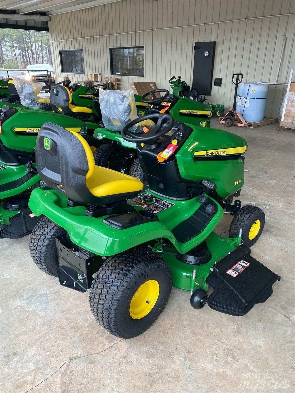 John Deere X330 Micro tracteur
