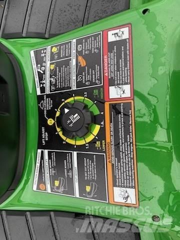 John Deere X370 Micro tracteur