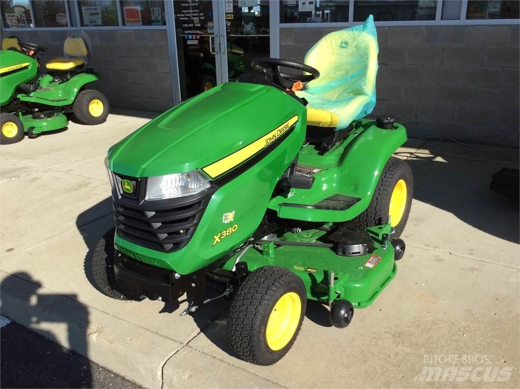 John Deere X380 Micro tracteur