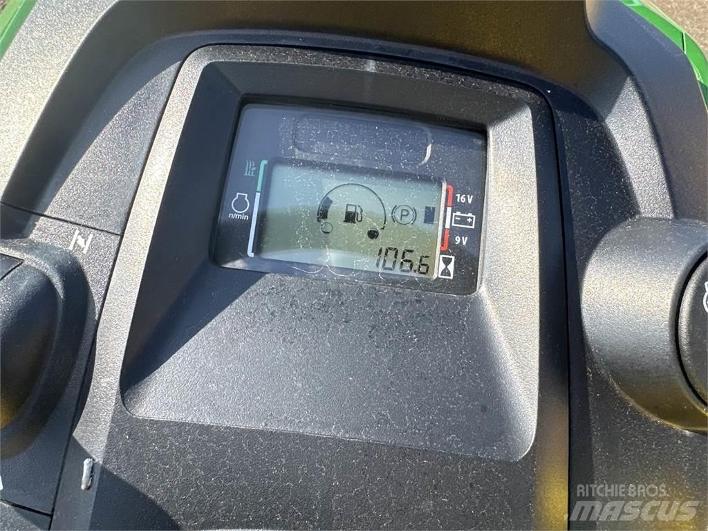 John Deere x380 Micro tracteur