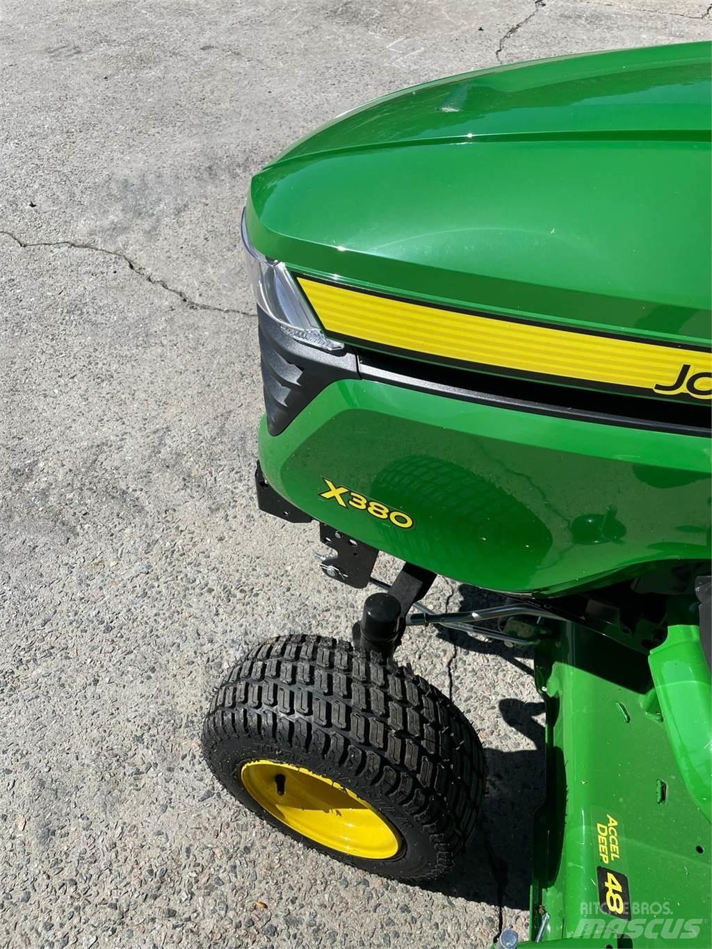 John Deere X380 Micro tracteur