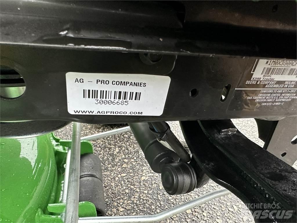 John Deere X390 Micro tracteur