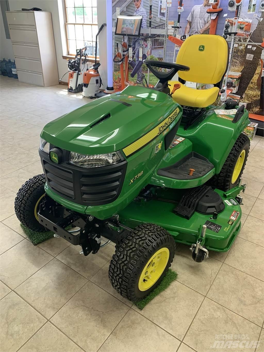 John Deere X738 Micro tracteur