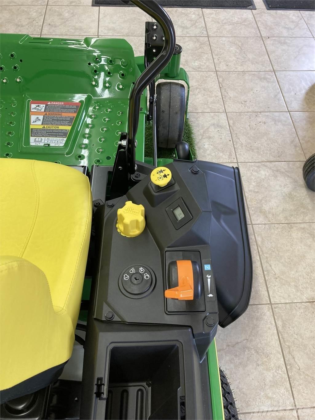 John Deere Z315E Tondeuses à rayon de braquage zéro