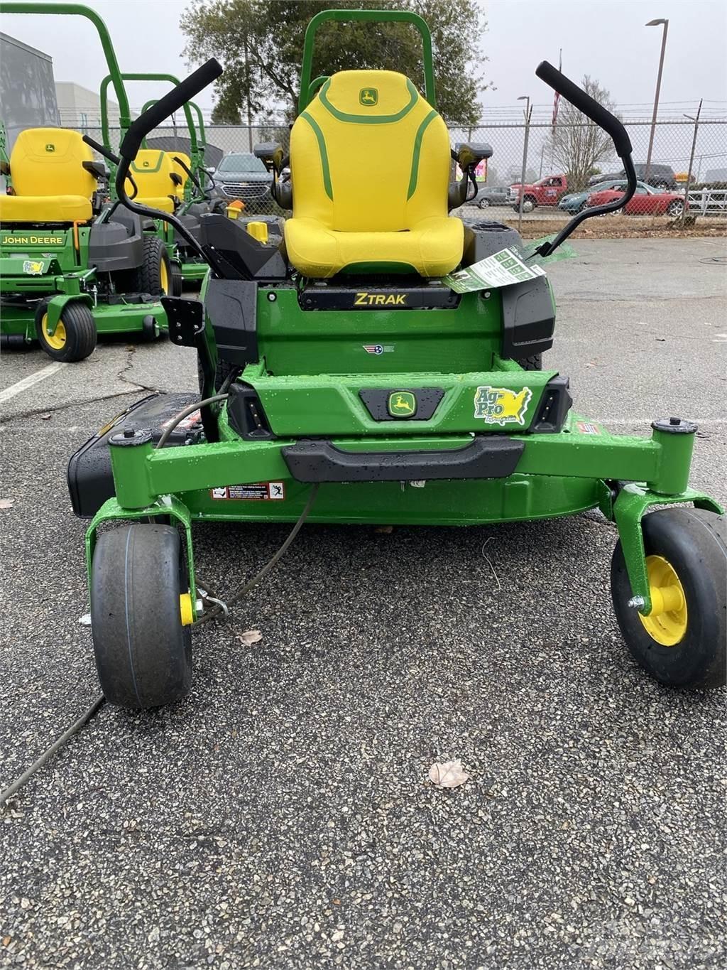 John Deere Z320R Tondeuses à rayon de braquage zéro