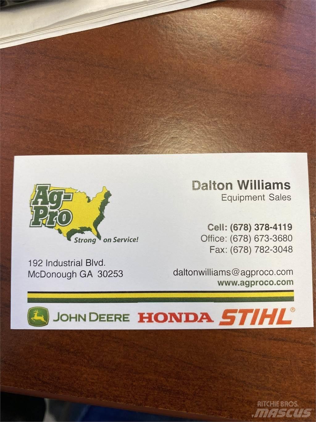 John Deere Z320R Tondeuses à rayon de braquage zéro