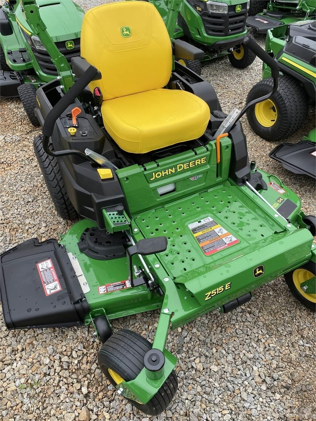 John Deere Z515E Tondeuses à rayon de braquage zéro