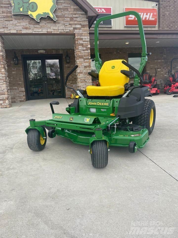 John Deere Z515E Tondeuses à rayon de braquage zéro