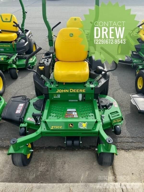 John Deere Z720E Tondeuses à rayon de braquage zéro