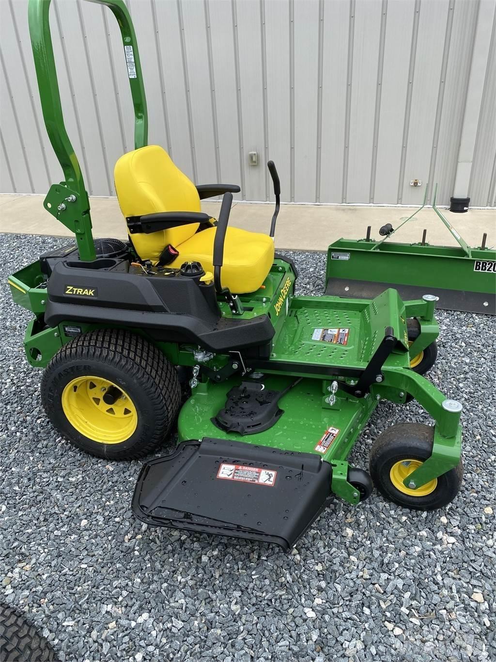 John Deere Z720E Tondeuses à rayon de braquage zéro