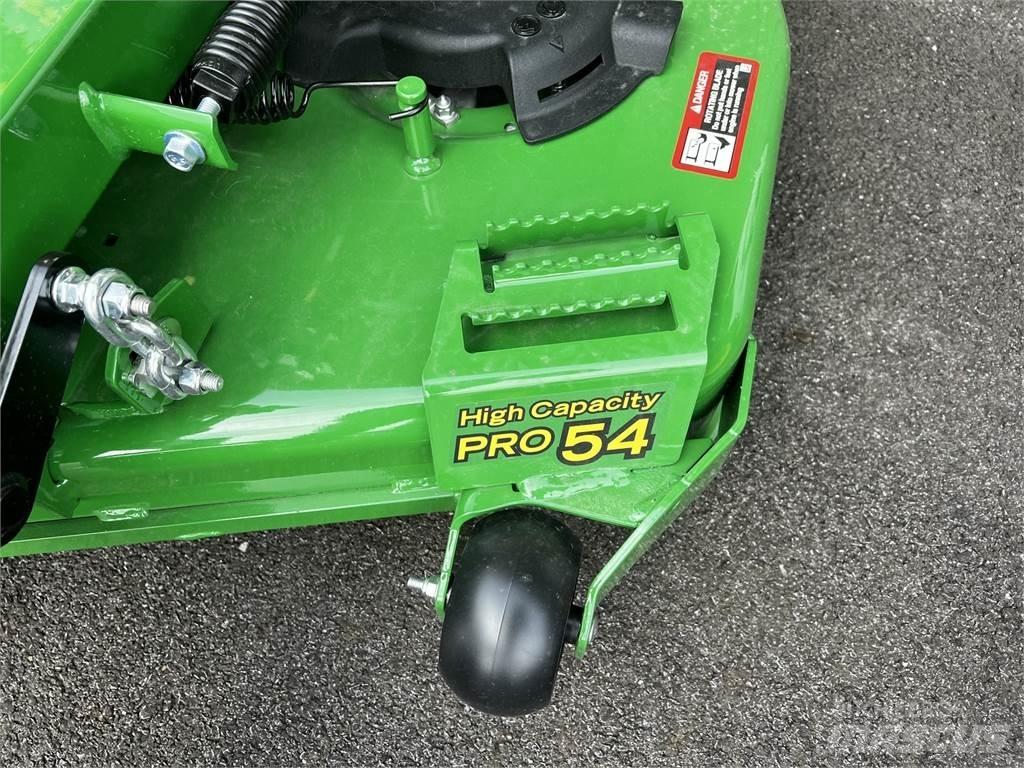 John Deere Z730M Tondeuses à rayon de braquage zéro