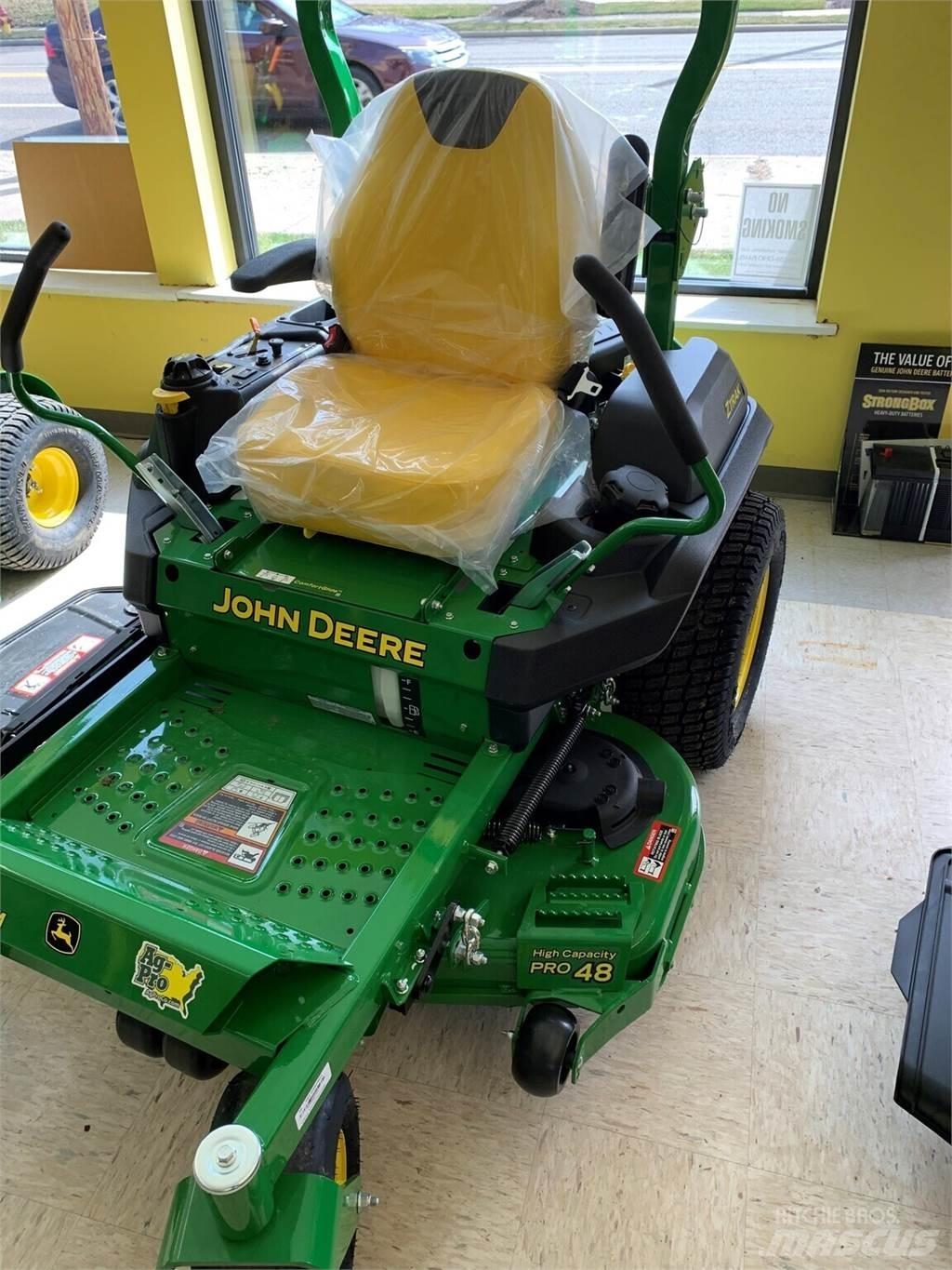 John Deere Z735M Tondeuses à rayon de braquage zéro
