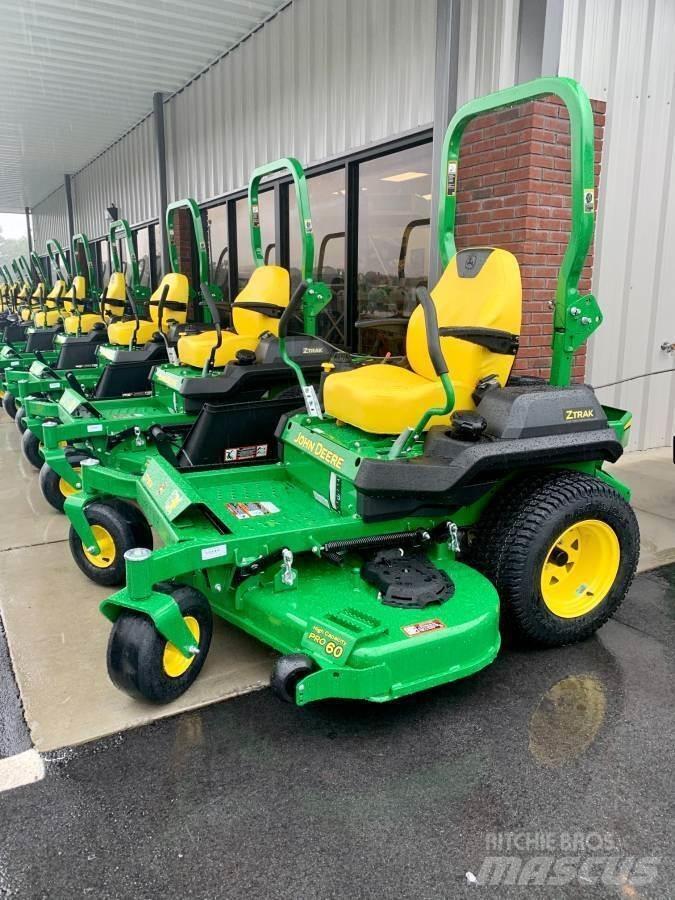 John Deere Z735M Tondeuses à rayon de braquage zéro
