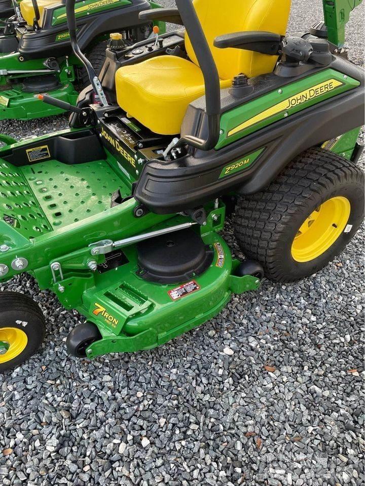 John Deere Z920M Tondeuses à rayon de braquage zéro