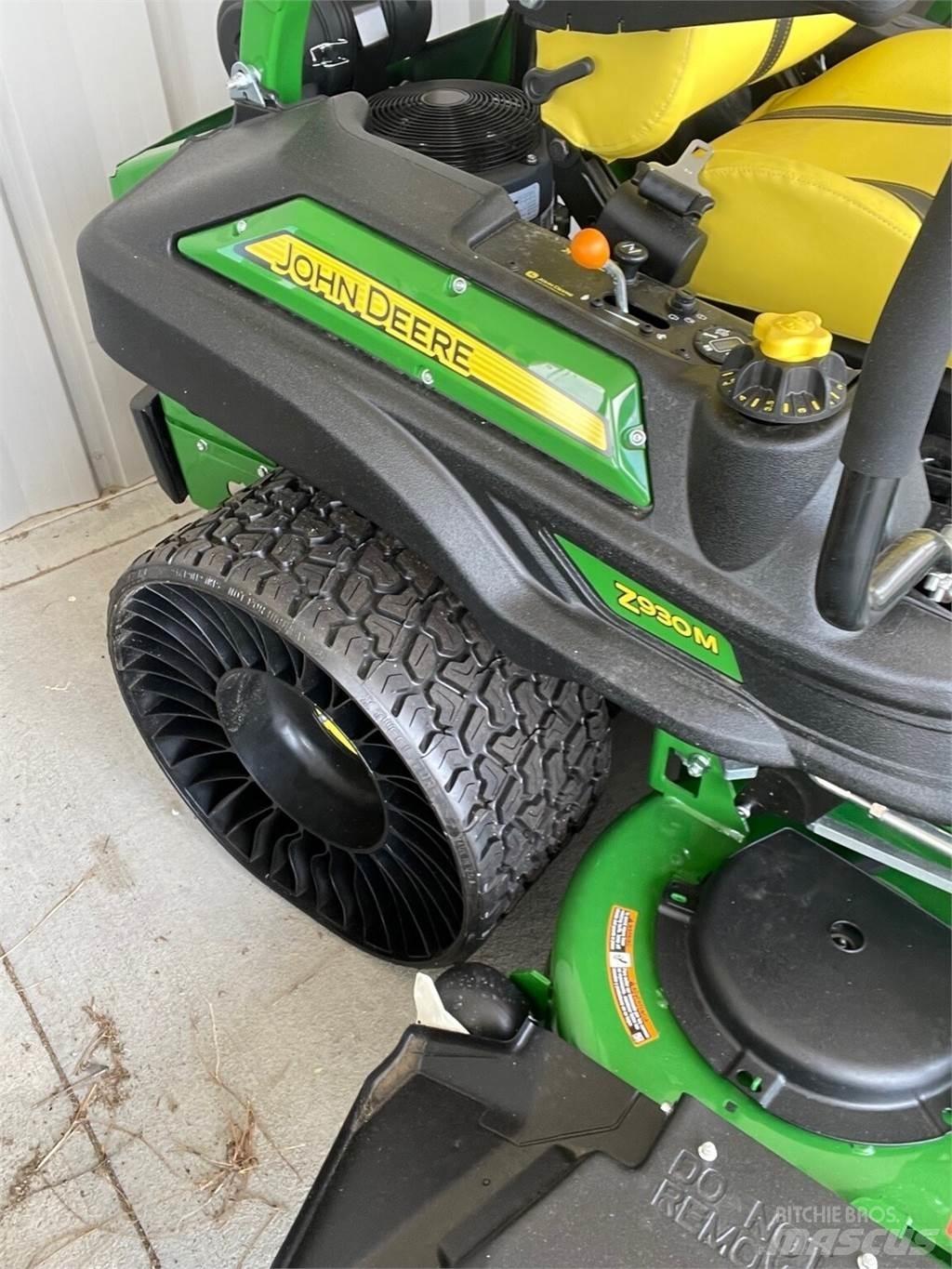 John Deere Z930M Tondeuses à rayon de braquage zéro