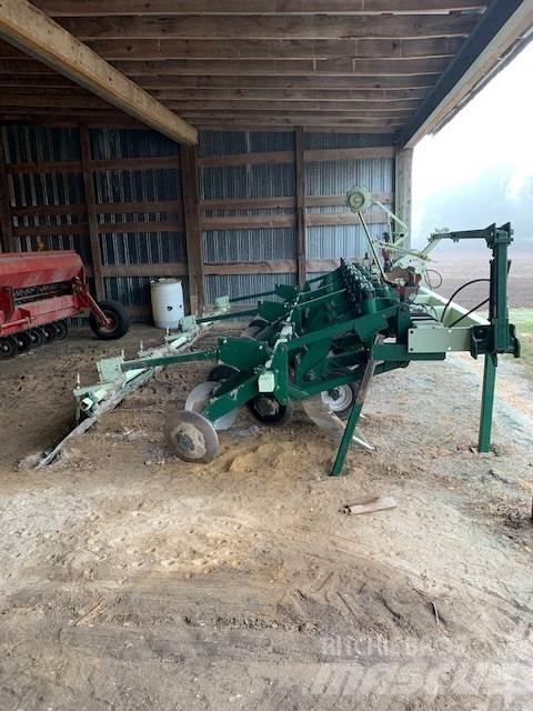 KMC 6800 Autres outils de préparation du sol