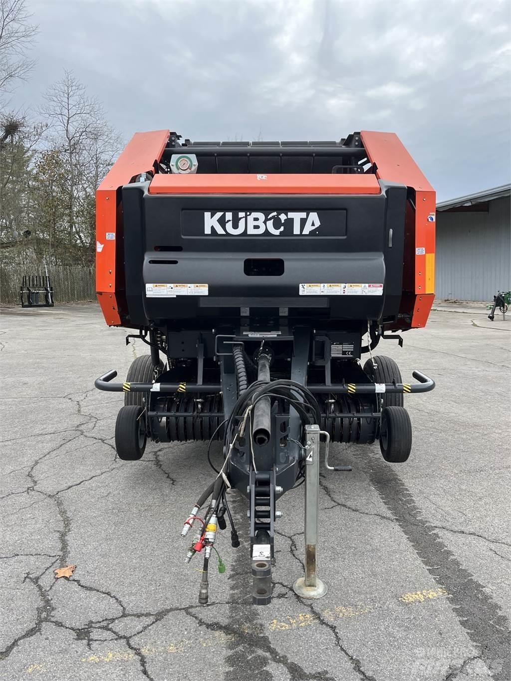 Kubota BV4160E Presse à balle ronde