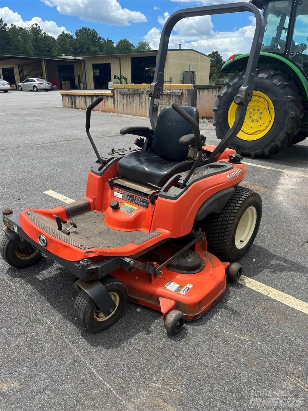 Kubota ZG23 Tondeuses à rayon de braquage zéro