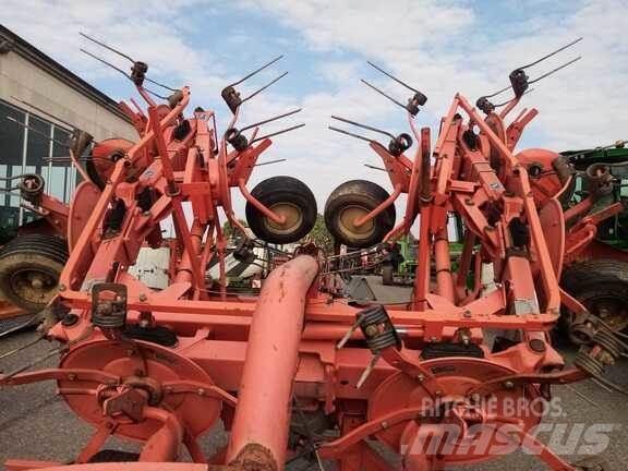 Kuhn GF 7702 Rateau faneur