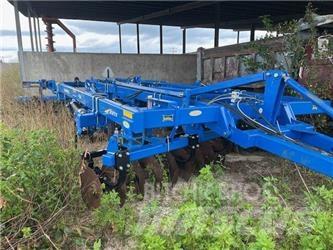 Landoll 2211-11 Charrue à dents