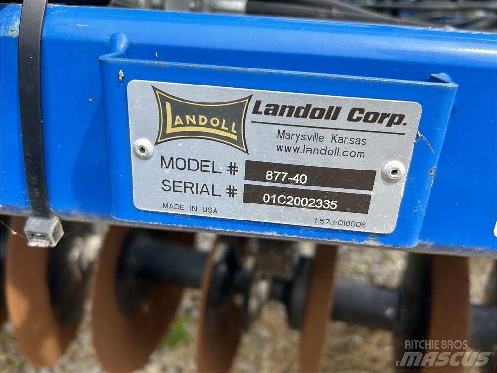Landoll 877-40 Autres outils de préparation du sol