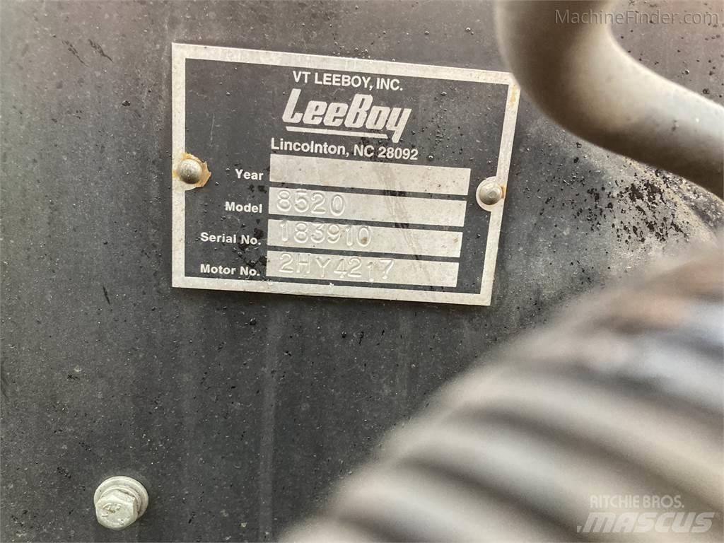 LeeBoy 8520 Finisseur