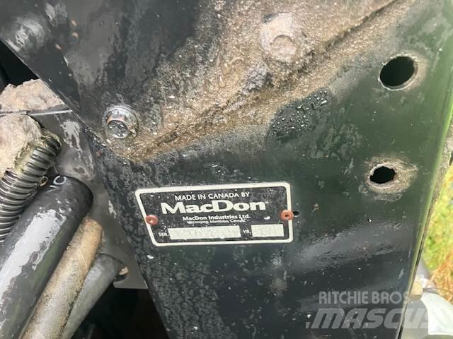 MacDon FD70 Accessoires moissonneuse batteuse