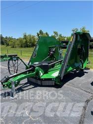 Rhino 4150 Dérouleuse, pailleuse