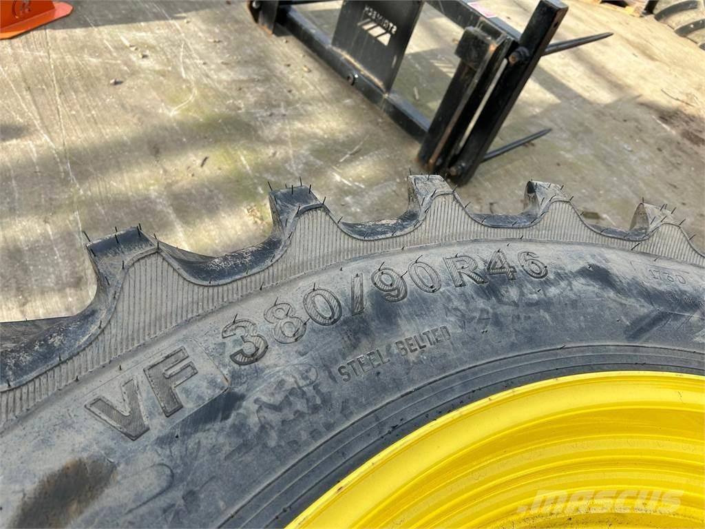  Row Crop Tyres Pneus, roues et jantes