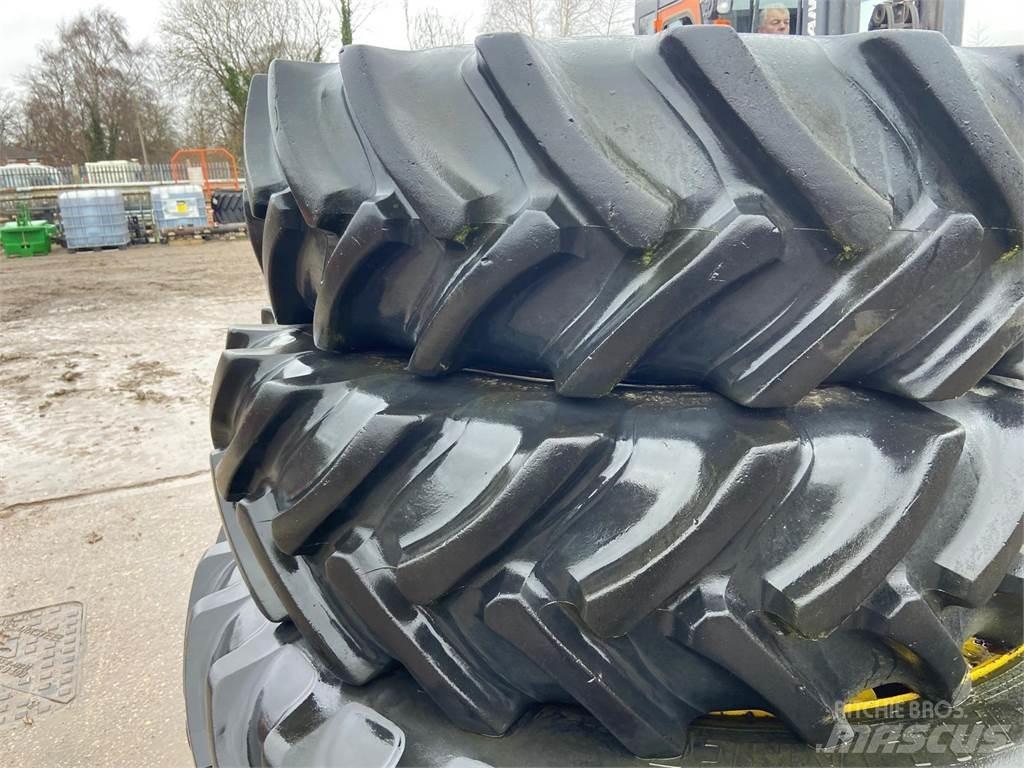  Row Crop Wheels Pneus, roues et jantes