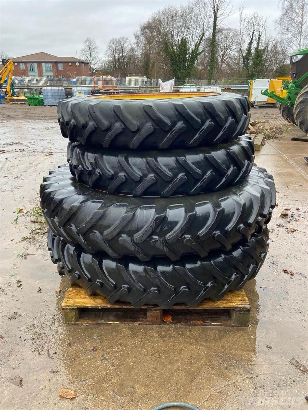  Row Crop Wheels Pneus, roues et jantes