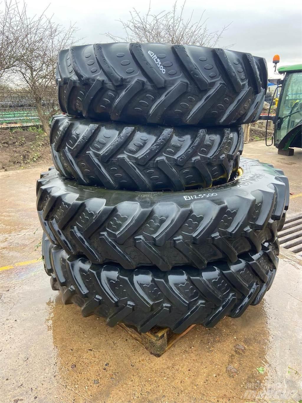  Row Crop Wheels Pneus, roues et jantes