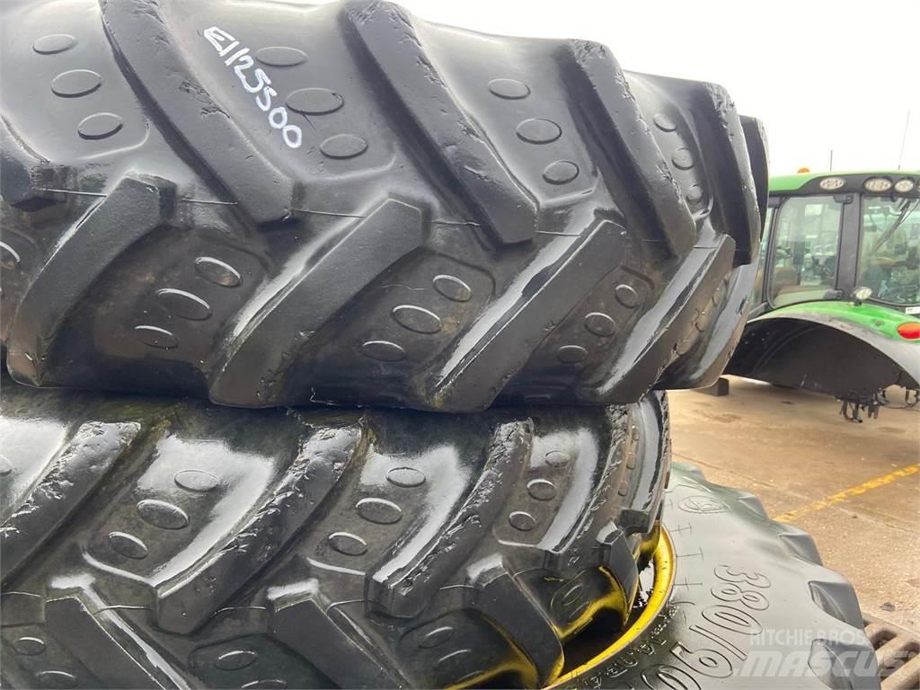  Row Crop Wheels Pneus, roues et jantes