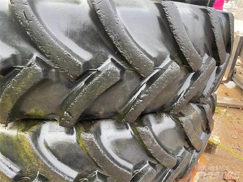  Row Crop Wheels Pneus, roues et jantes
