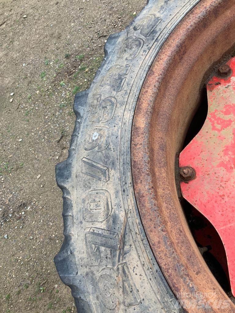  Row Crop Wheels Pneus, roues et jantes