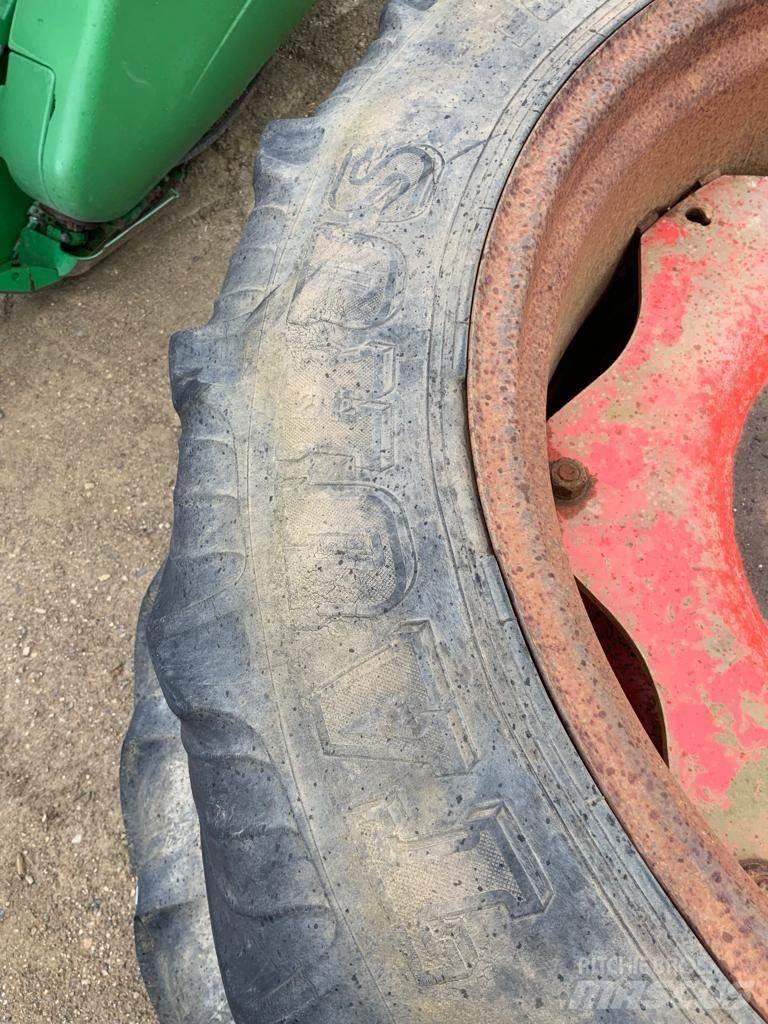  Row Crop Wheels Pneus, roues et jantes