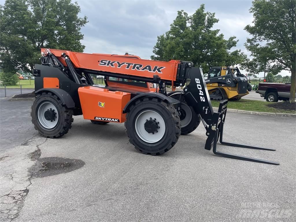 SkyTrak 8042 Chariot télescopique