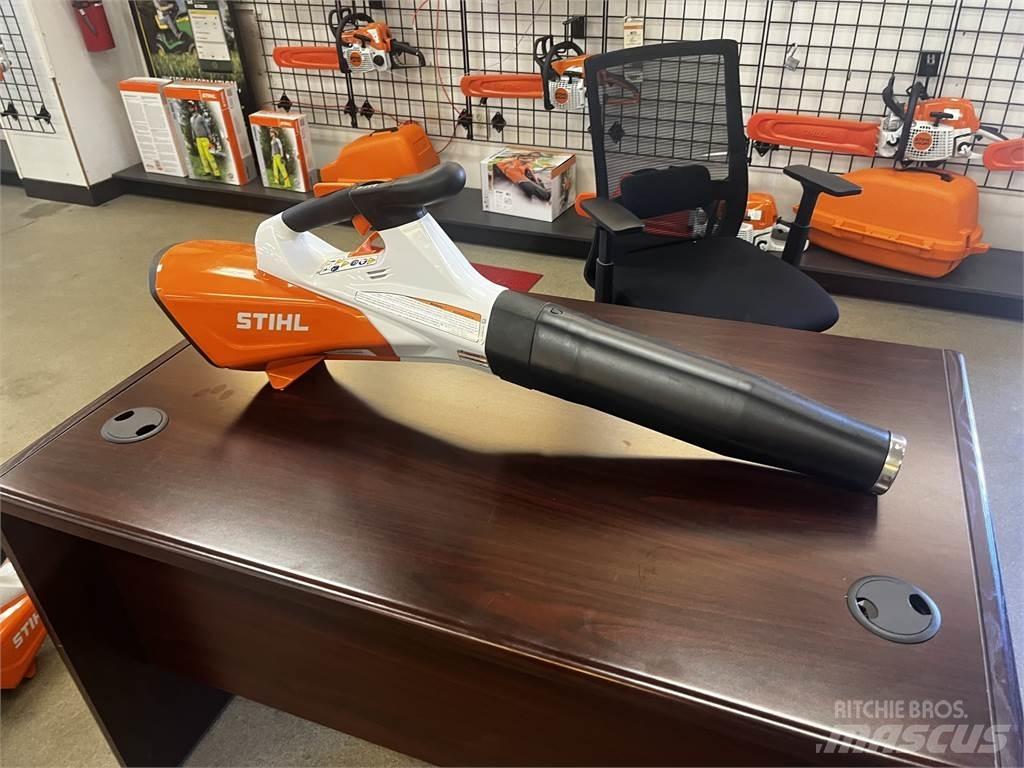 Stihl BGA200 Voiturette de golf