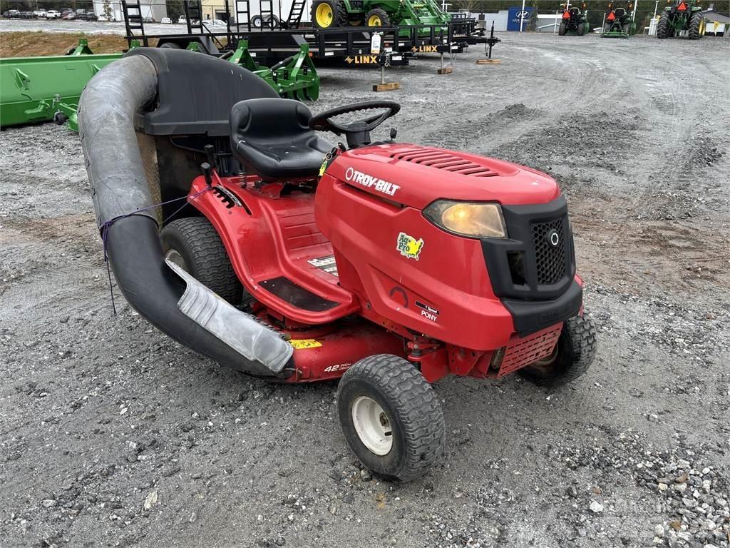 Troy-Bilt Pony Tondeuses montées