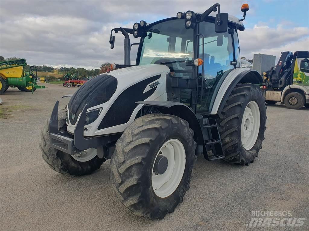 Valtra A104 Tracteur
