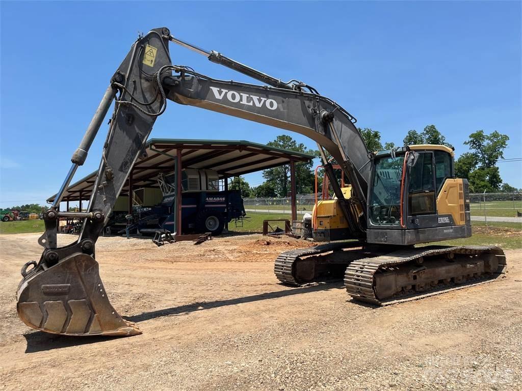Volvo ECR235EL Pelle sur chenilles