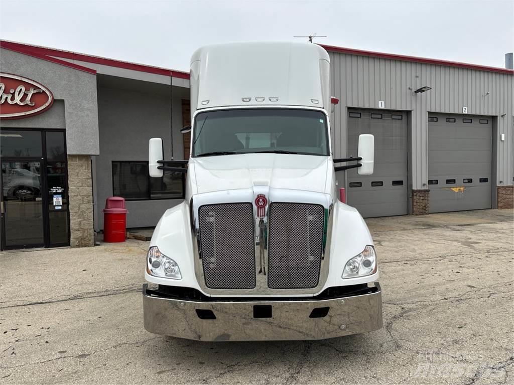 Kenworth T680 Tracteur routier