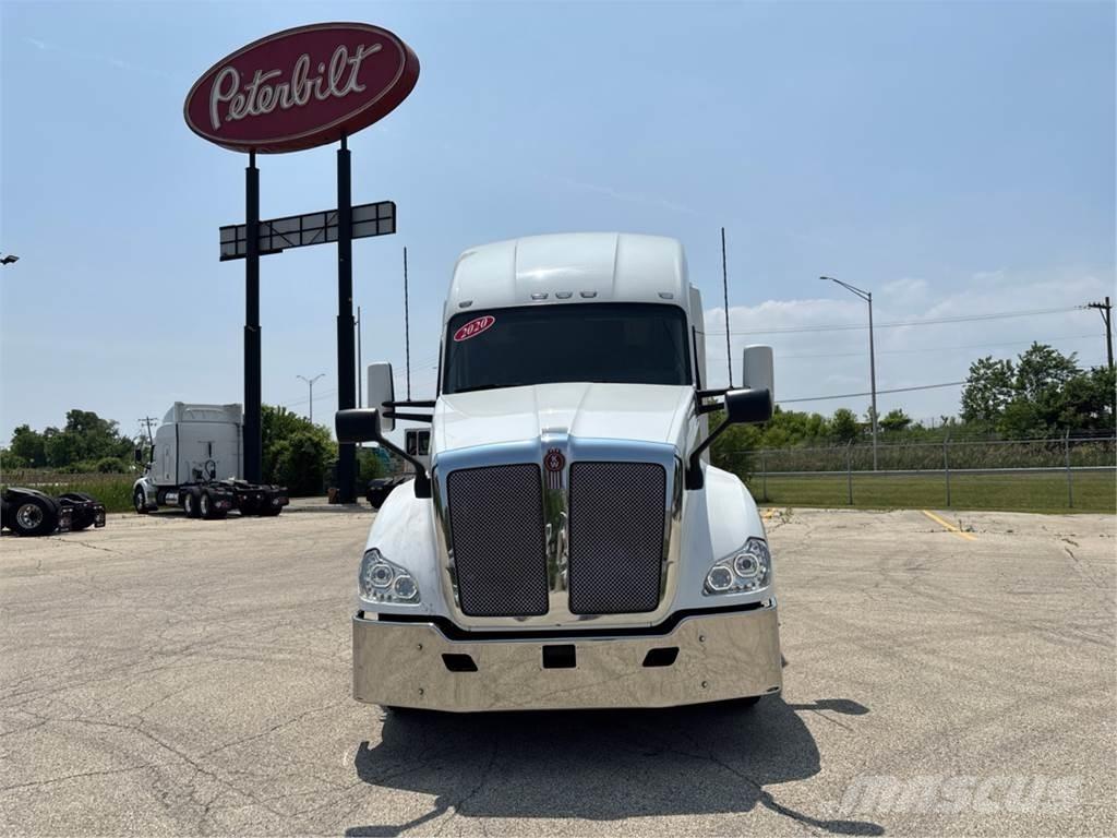 Kenworth T680 Tracteur routier